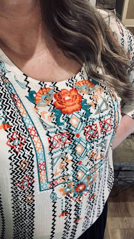 Begonia Floral Embroidered Top - Sweetwater Boutique 