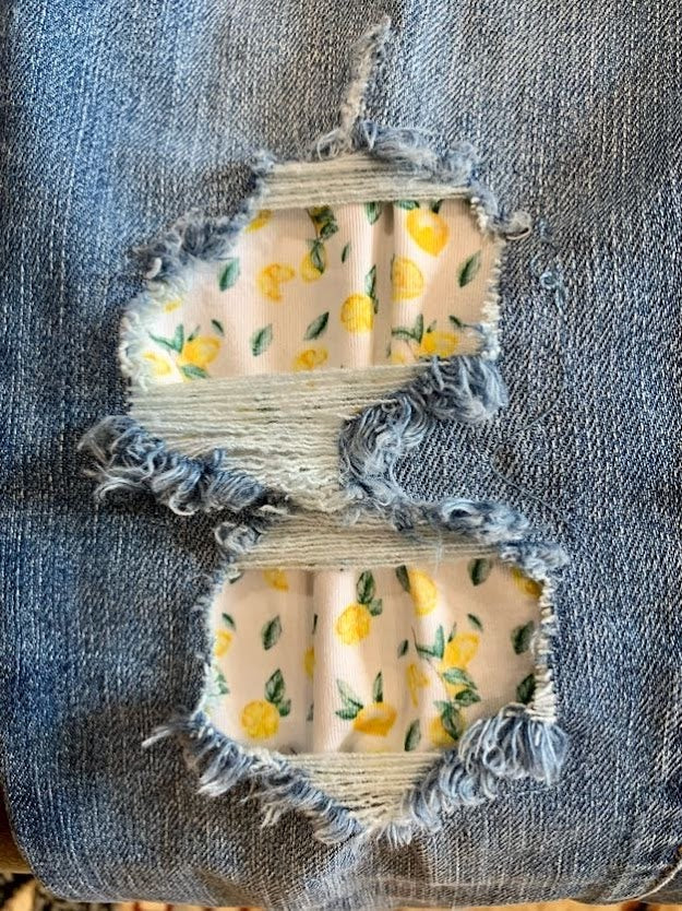 Hi-Waist Skinny Lemon Patch Jeans - Judy Blue - Sweetwater Boutique 